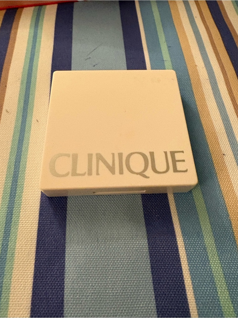 Lot of 4 Clinique Face and Eyeshadow Palettes and Primer - Picture 10 of 14